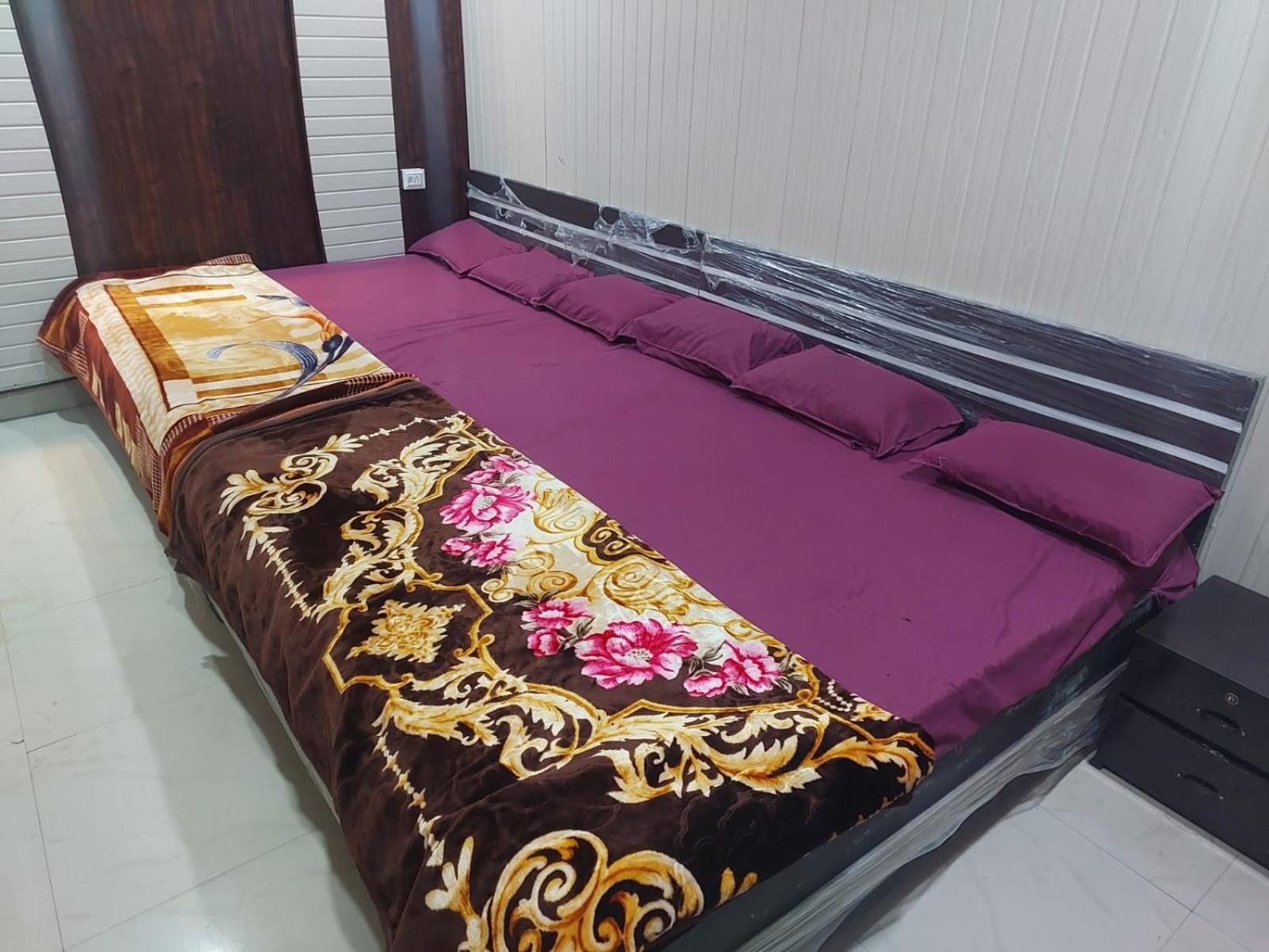 Kanti Devi Seva Sadan Mathura Zewnętrze zdjęcie